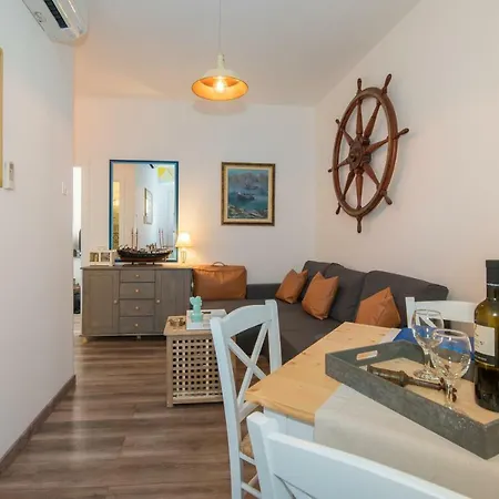 Skipper Suites Novigrad  Exterior photo