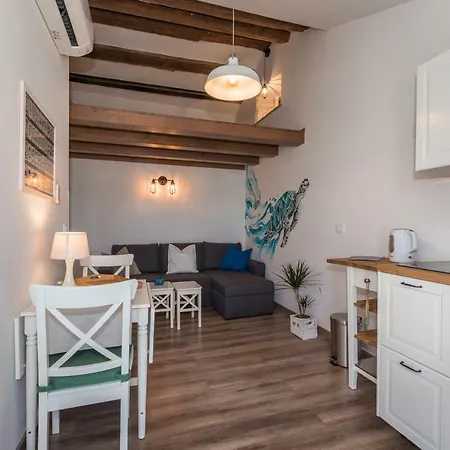 Skipper Suites Novigrad  Exterior photo